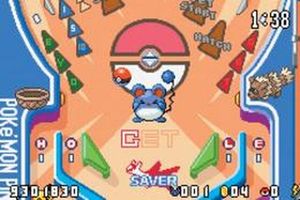 une image du jeu pokemon pinball ruby and sapphire sur nintendo game boy advance